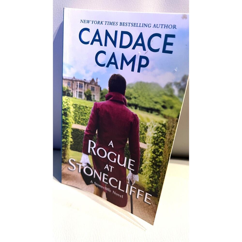 A ROGUE AT STONECLIFFE Candace Camp PB 2023 Paperback Novel
